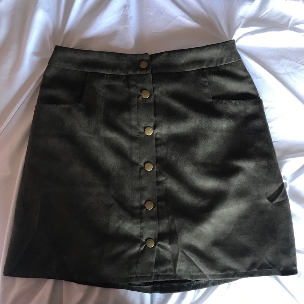 MINI SKIRT